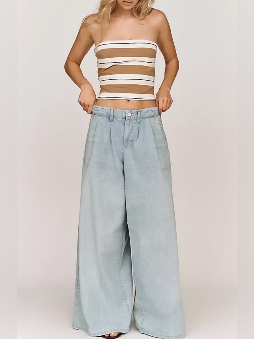 Anthropologie Pilcro High-Rise Wide-Leg Trouser Jeans size 30